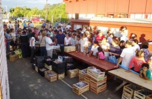 “Frutas y Verduras para Todos” vendió 8.000 kilos en Bella Vista