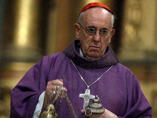 Para la prensa italiana, Bergoglio será "clave" en la elección del nuevo Papa 