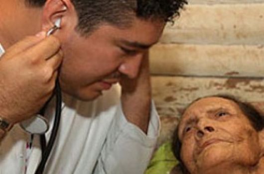 La Provincia dice que Nación suspendió el Programa de Médicos comunitarios en Corrientes