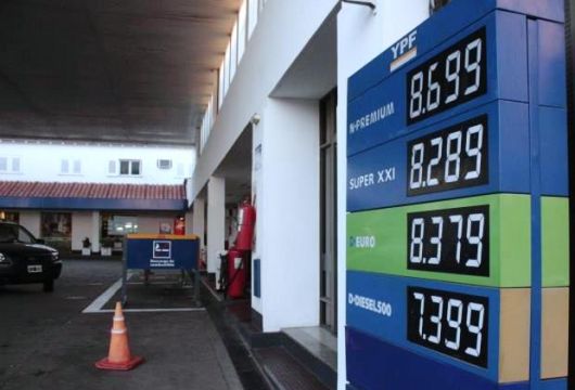 YPF aplicó una suba de 20 centavos en el precio de la nafta súper y del gasoil