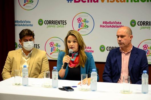 La Intendente Noelia Bazzi anunció mejoras salariales y beneficios para contribuyentes