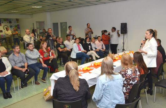 Convocan a postulantes a Embajadora Cultural de la Fiesta Nacional de la Naranja