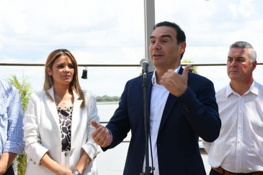  Bella Vista: El Gobernador Valdés inauguró obras en la playa municipal y anunció más aportes para el balneario