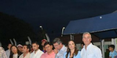  El Gobernador Valdés en Bella Vista inaugurando y anunciando importantes obras